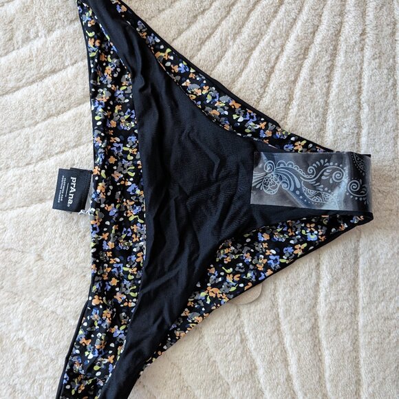 Prana Elina Reversible Bottoms (S) - Picture 2 of 4